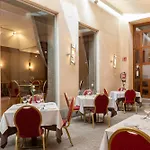 Ξενοδοχείο San Antonio El Real 4*