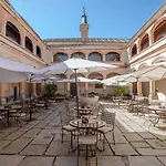 Ξενοδοχείο San Antonio El Real 4*
