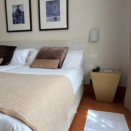 Отель San Antonio El Real 4*