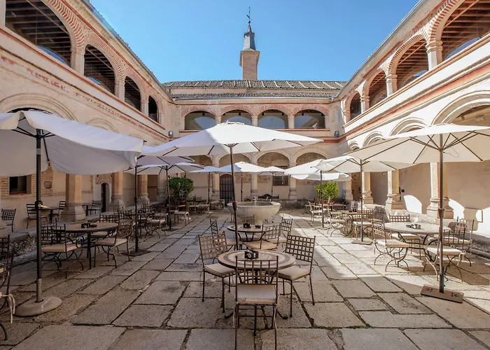 Ξενοδοχείο San Antonio El Real 4*